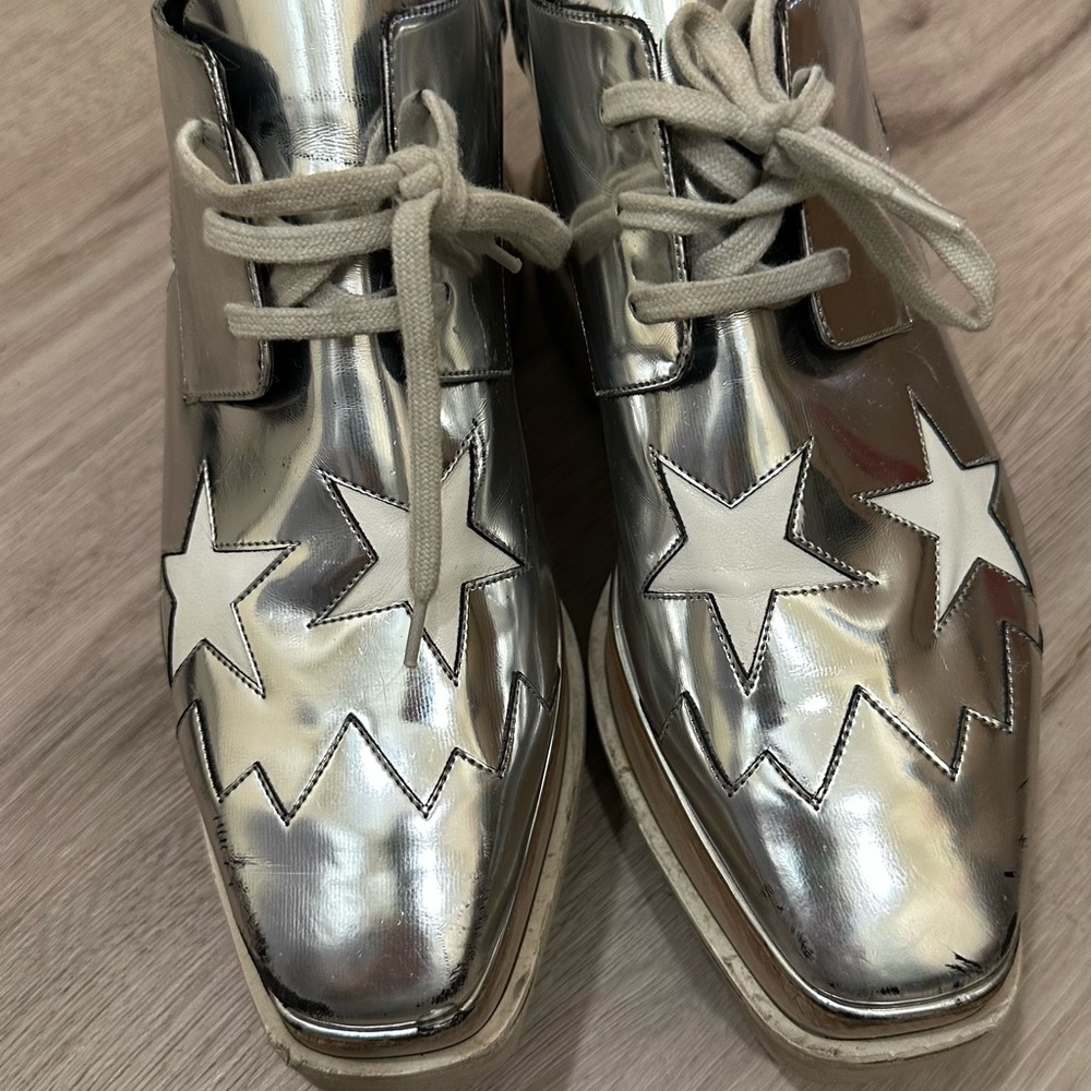 Stella Mccartney SUSTAINABLE WOOD
Elyse Platforms